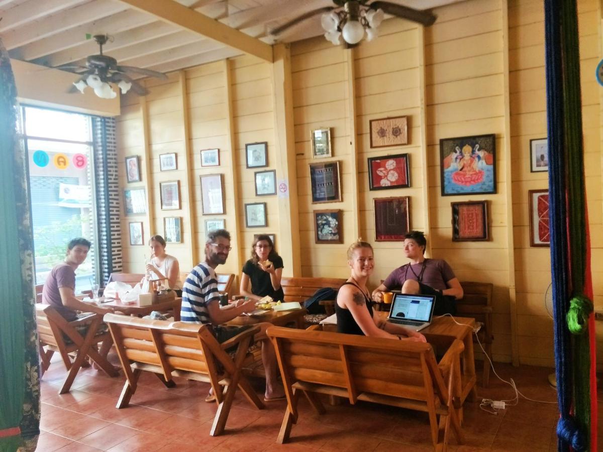 Baan Jaidee Guesthouse Trat Exterior foto